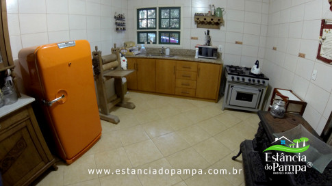 DOS EÓLICOS VIRA P FAZENDA_Moment.00_06_12_17.Quadro433_532641eb31e051f29dd2de0bf8ba59c68fc35a8d.jpg